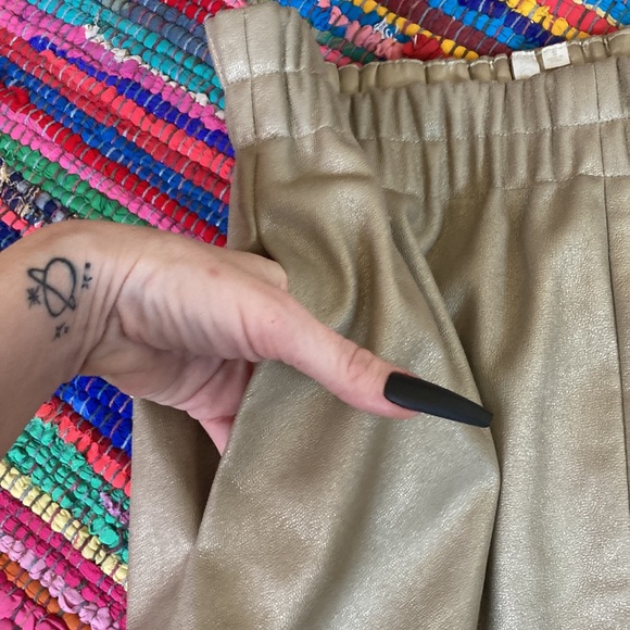 Rachel Roy®️ Gold Brushed Soft Faux Leather Skirt with HandPockets NWOTs - Picture 3 of 7